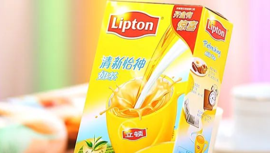 茶饮成“顶流”，是被立顿和三得利带起来的？