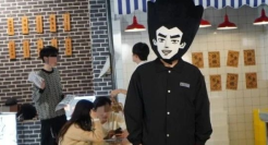 “太二”老板怒怼美团，好一出完美的公关攻防战