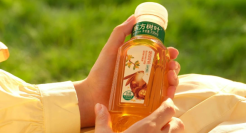 “难喝饮料”翻红，它是最大赢家