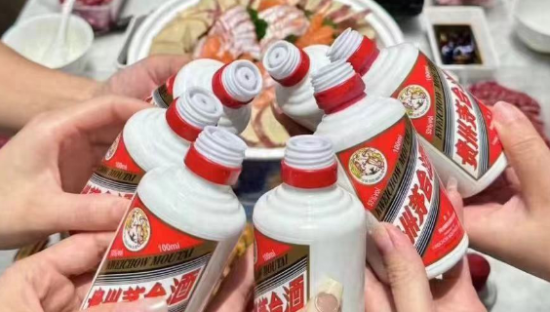 茅台、泸州老窖涨价，会掀起白酒“涨价潮”？