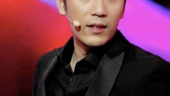 直播带货翻篇了！“美妆一哥”决定杀向咪蒙！