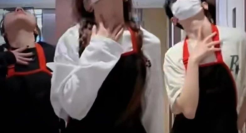 制服诱惑？海底捞的“特殊服务”越来越魔幻...