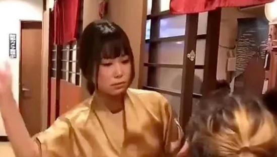 日本名古屋小姐的“特殊服务”，臊死人了！
