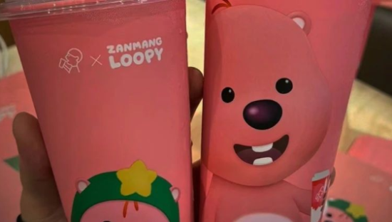 喜茶最“阴阳怪气”的联名曝光，李佳琦看傻眼！