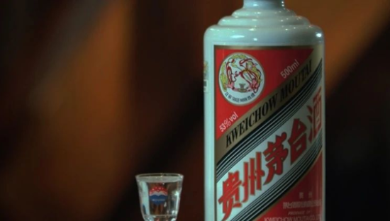 茅台“少女洗脚照”曝光被夸，康师傅蚌埠住了