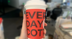 8.8的库迪咖啡，怎么成了县城的“蜜雪冰城”？