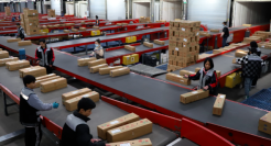 快递网点，扛不住了