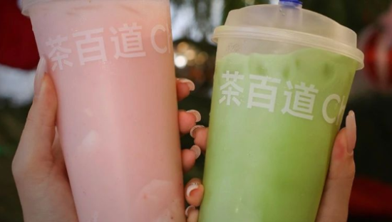 “内娱禁欲系第一人”新剧杀疯了，茶百道笑疯了！