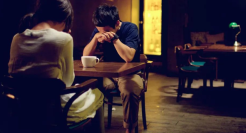 精品咖啡，被9块9逼到角落