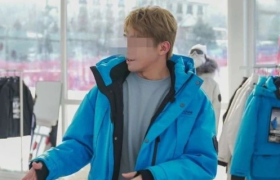 美邦新代言笑惨网友，内娱初恋男神蚌埠住了