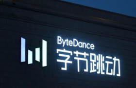 大厂元宇宙的K型分化：字节VR向下，阿里AR向上