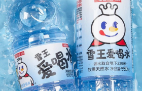 悄悄下架，蜜雪冰城“弃车保帅”