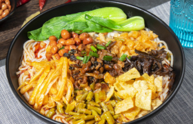 曾经爆火的螺蛳粉，这两年怎么样了？