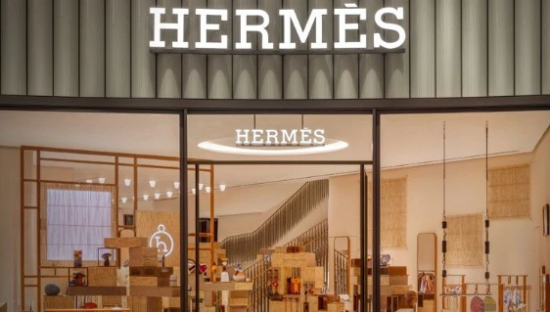 爱马仕广告语力撑“小三”？ 有亿点离谱。。。。。。