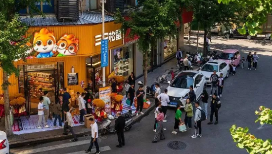 抖音意外“救”了三只松鼠