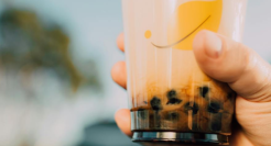 奈雪的茶败走平价市场