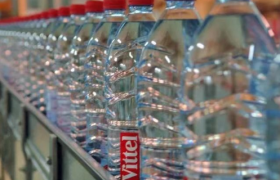 “污染水”造天然矿泉水，雀巢承认欺诈
