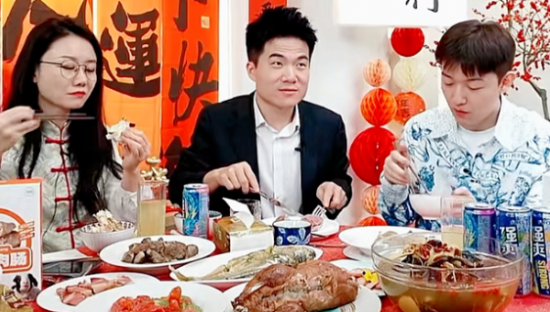 预制菜年夜饭，在骂声中卖爆