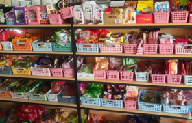 文具店卖零食，好生意还是烂摊子？