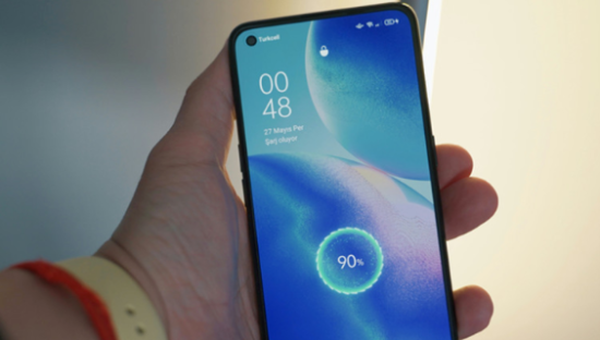 一年花1200元，谁抬高了共享充电宝价格？