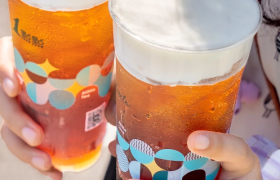 春晚“失误最严重”的节目，竟然让“过气奶茶”翻红了