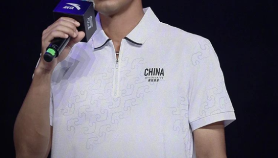 因“私密照”被封杀的奥运男神，竟靠安踏复出了？