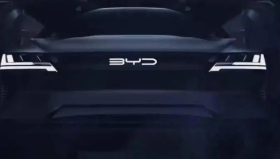 比亚迪宋PLUS荣耀版，12.98万起！合资燃油车退无可退