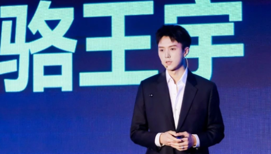 美妆圈今年最大翻车，被网红搞成了“反转剧”？