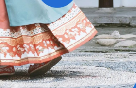 新晋顶流战袍，被小红书女孩疯抢