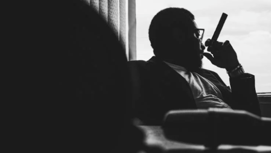 钟睒睒坐不住了