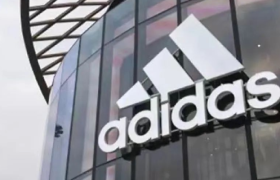 阿迪达斯，深挖“中国文化”