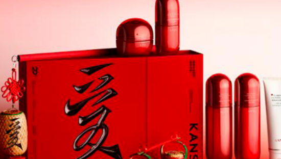 一年卖了33亿！抖音美妆 Top1靠咪蒙翻红