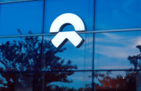 蔚来亏损211亿：放弃幻想，过紧日子