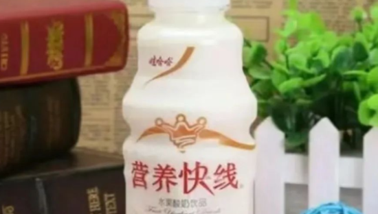 被“避孕套谣言”害惨的营养快线，终于被年轻人疯抢