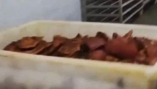 “梅菜扣肉”事件，反转了…