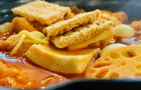 众兴菌业接住了天水麻辣烫的泼天富贵吗？