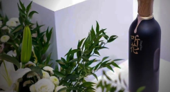 茅台“死对头”315翻车后，张雪峰躺枪