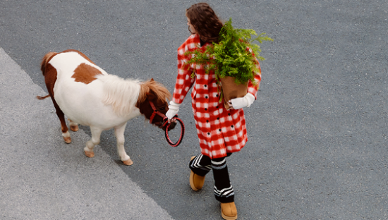 9个月狂卖160亿，这个品牌很焦虑