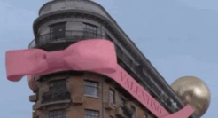 品牌花式爆改武康大楼？武康大楼要被玩坏了！