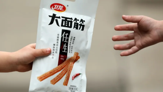 卫龙辣条真卖不动了