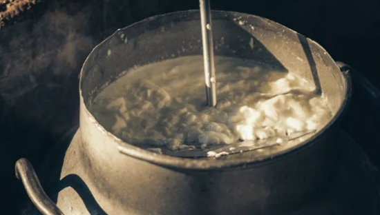 广西的网红水牛奶，悬在前途崩塌边缘