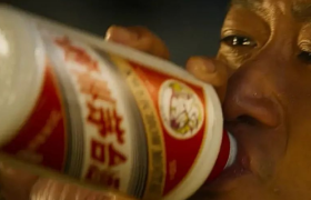 跌跌不休，茅台被年轻化反噬？