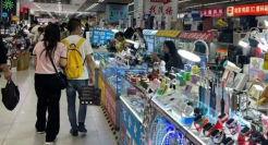 库克来了都得进货，华强北“新特产”爆火小红书