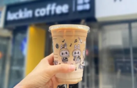 3年卖出7亿杯，瑞幸如何用“现象级爆款”开创生椰时代？