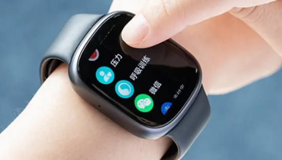 智能手表盯上“脆皮年轻人”
