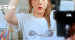 全网首个粉丝将破亿女主播，羡慕薇娅了