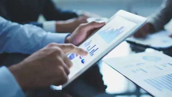 马斯克一句话，特斯拉大涨4000亿