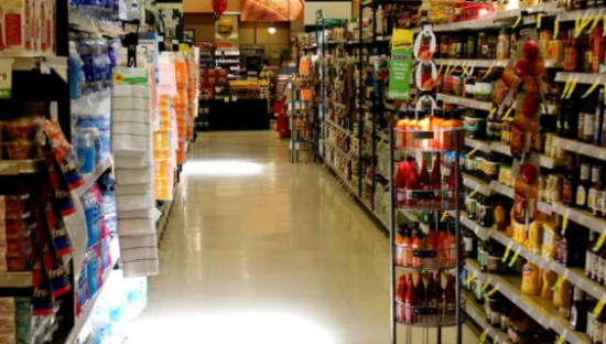 即时零售进化不止，美团闪购、京东到家、饿了么内卷不休