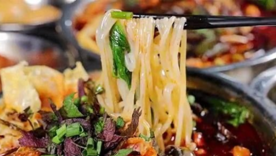 螺蛳粉英文名终于定了，城市营销绝了