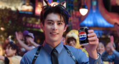 百事可乐x《疯狂动物城》，王鹤棣疯狂贴贴